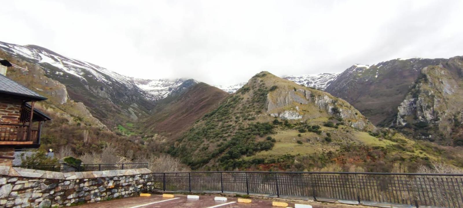 Apartmán El Mirador Del Rosal Ponferrada Exteriér fotografie